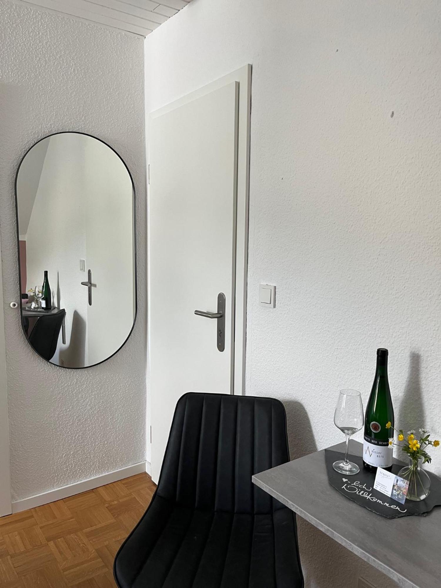 Schorn³ Appartements Zell an der Mosel Szoba fotó